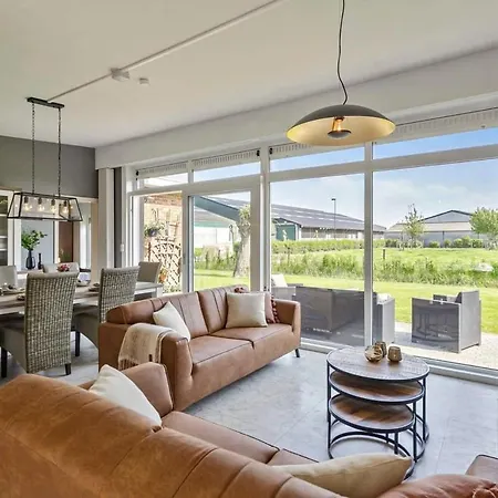 Huswell - Bungalow With Garden At 5 Minutes From The Beach * De Haan